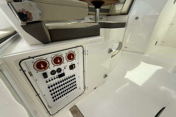 Pursuit  Yacht For Sale