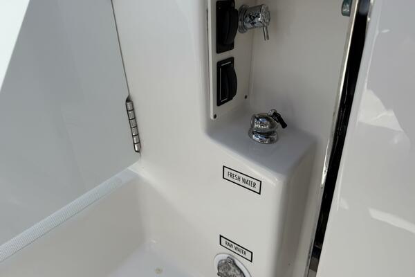 36ft Pursuit Yacht For Sale