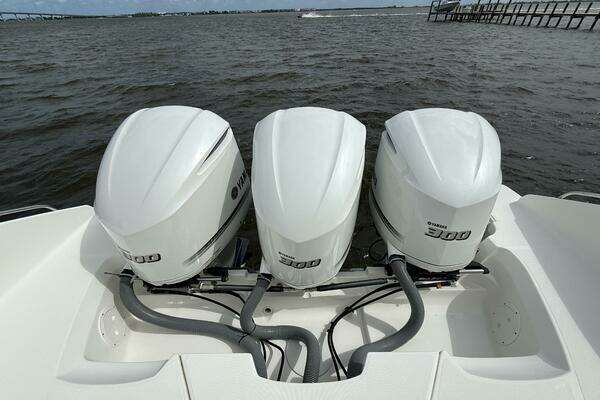 Pursuit  Yacht For Sale