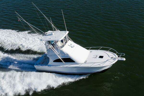 Luhrs 36 Convertible Yacht For Sale