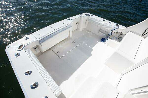 Luhrs 36 Convertible Yacht For Sale