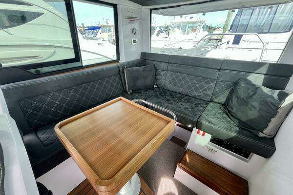 Axopar 37 Sport Cabin R Yacht For Sale