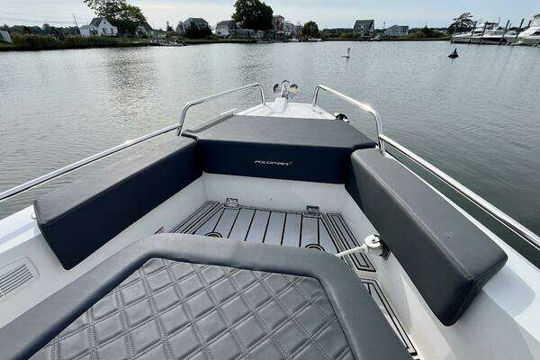 Axopar 37 Sport Cabin R Yacht For Sale