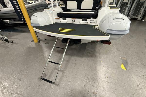 19ft Highfield Yacht For Sale