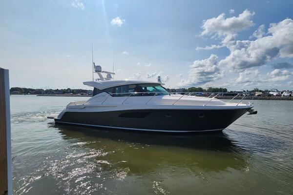 44ft Tiara Yachts Yacht For Sale