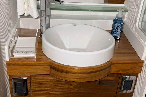 44ft Tiara Yachts Yacht For Sale