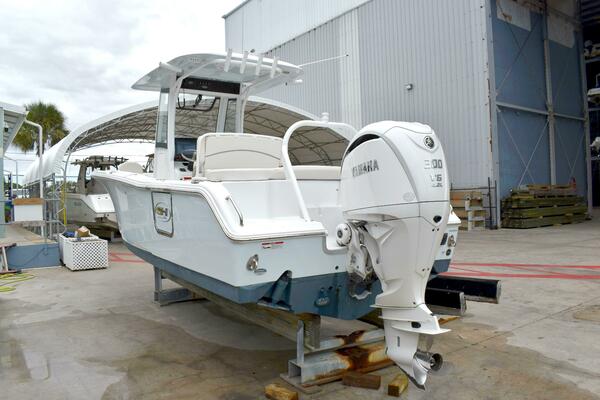 25ft Sea Hunt Yacht For Sale