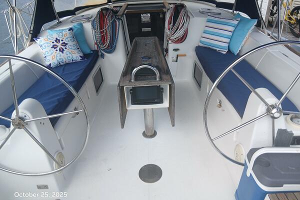 Knot Working  41ft Dufour Yacht For Sale