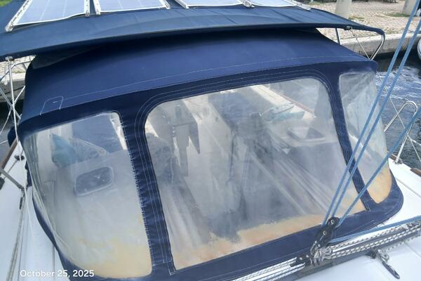 Knot Working  41ft Dufour Yacht For Sale