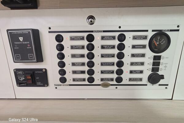 Knot Working  41ft Dufour Yacht For Sale