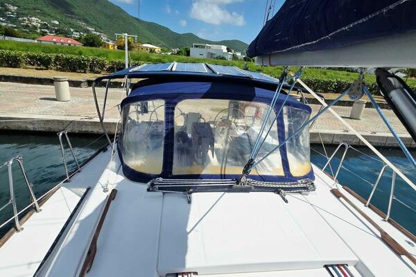 Knot Working  41ft Dufour Yacht For Sale