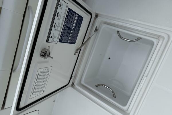 26ft Edgewater Yacht For Sale