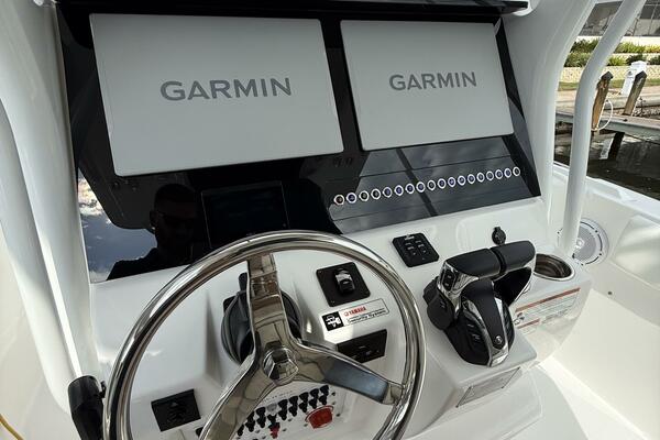 26ft Edgewater Yacht For Sale