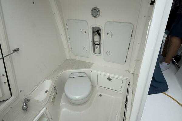 26ft Edgewater Yacht For Sale