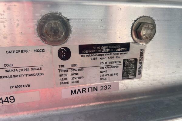 23ft Sportsman Yacht For Sale