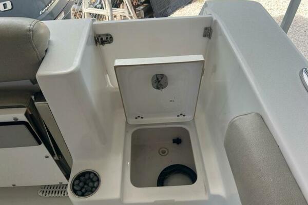 23ft Sportsman Yacht For Sale