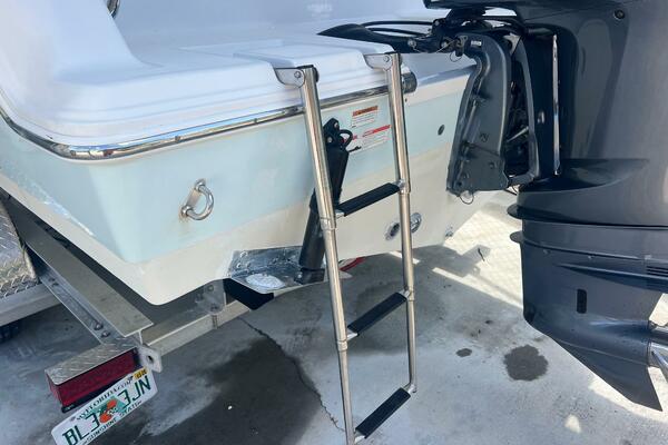 23ft Sportsman Yacht For Sale