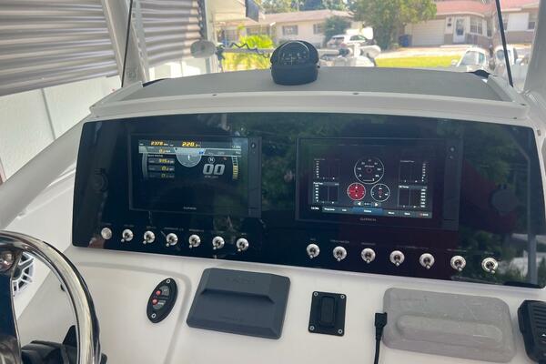 23ft Sportsman Yacht For Sale