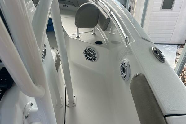 23ft Sportsman Yacht For Sale