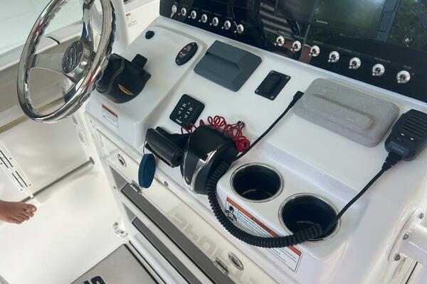 23ft Sportsman Yacht For Sale