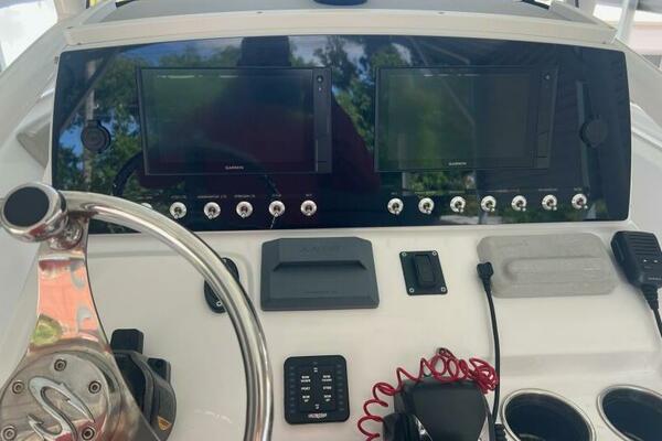 23ft Sportsman Yacht For Sale