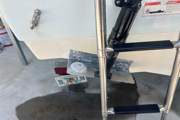 23ft Sportsman Yacht For Sale