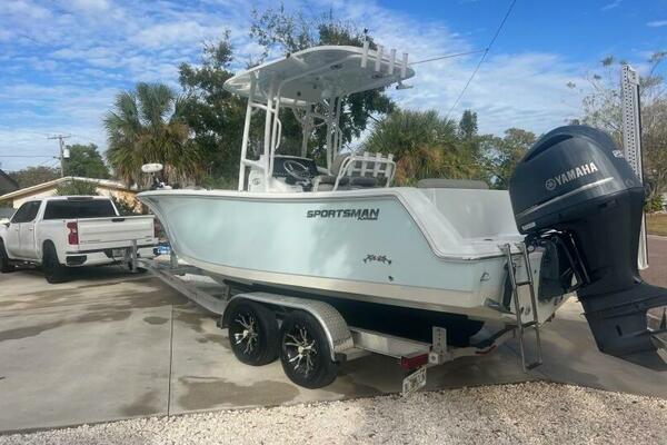 23ft Sportsman Yacht For Sale