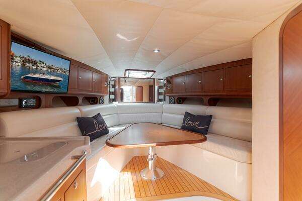 Chris-Craft Corsair 36 Yacht For Sale