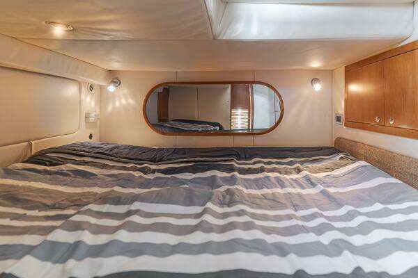 Chris-Craft Corsair 36 Yacht For Sale