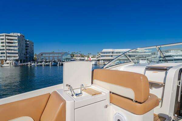 Chris-Craft Corsair 36 Yacht For Sale