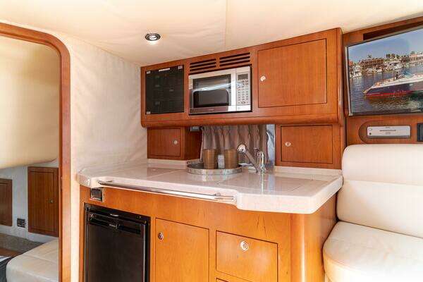 Chris-Craft Corsair 36 Yacht For Sale