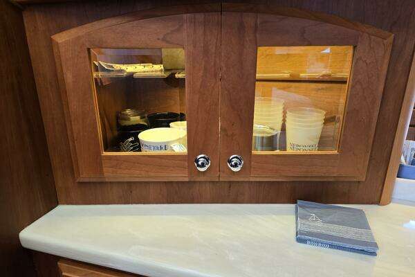 Sabre 48 Flybridge Yacht For Sale