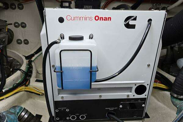 Sabre 48 Flybridge Yacht For Sale