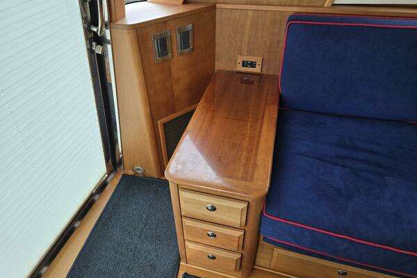 Sabre 48 Flybridge Yacht For Sale