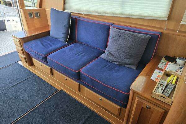 Sabre 48 Flybridge Yacht For Sale