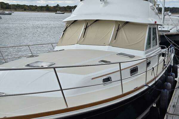 Sabre 48 Flybridge Yacht For Sale