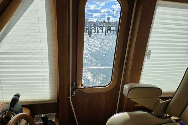 Sabre 48 Flybridge Yacht For Sale