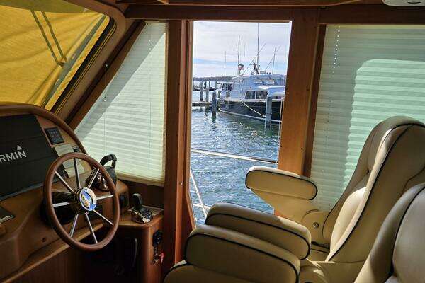 Sabre 48 Flybridge Yacht For Sale