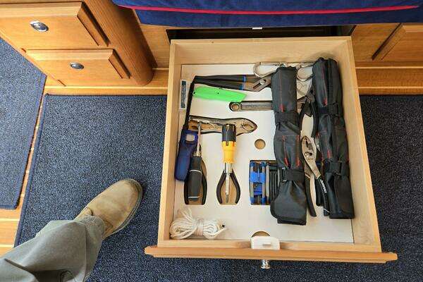 Sabre 48 Flybridge Yacht For Sale