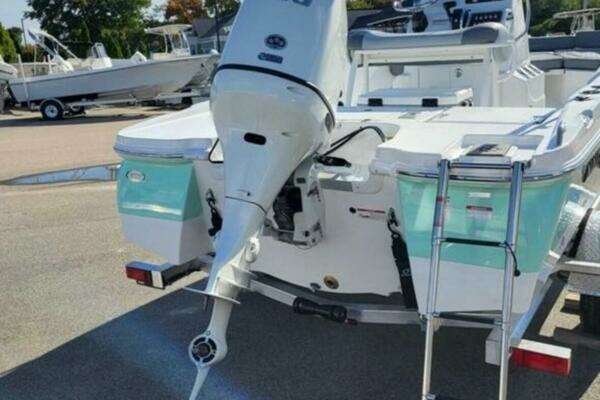 Photo of the 2025 NauticStar 191 Hybrid