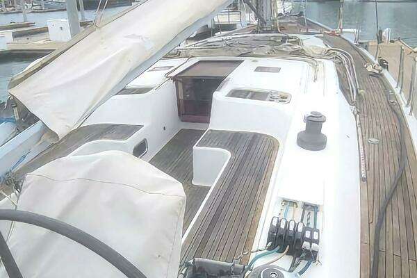 Hanse 630e Yacht For Sale