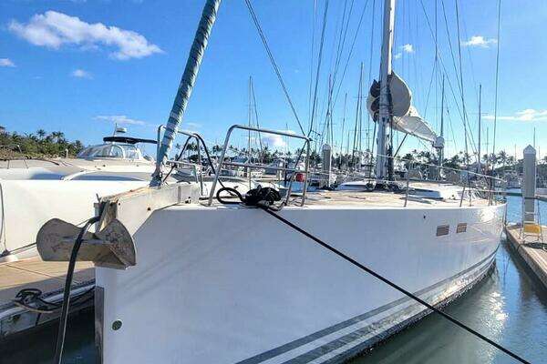 Hanse 630e Yacht For Sale