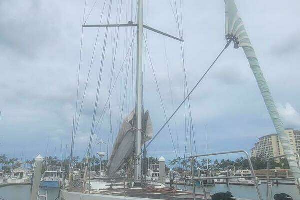 Hanse 630e Yacht For Sale