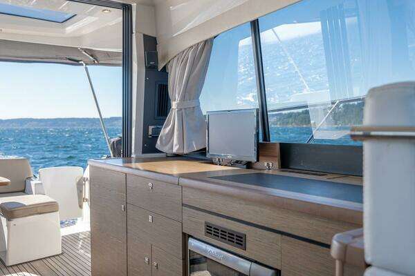 Jeanneau NC14 NC 14 Yacht For Sale