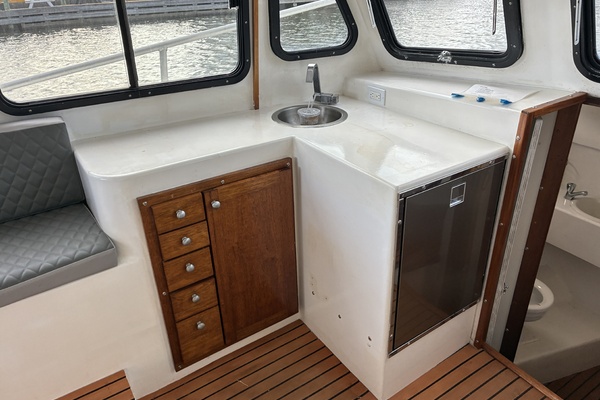 A Bug s Life 32ft Custom Yacht For Sale