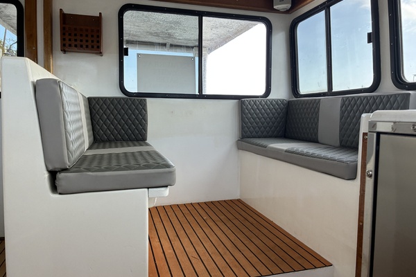 A Bug s Life 32ft Custom Yacht For Sale