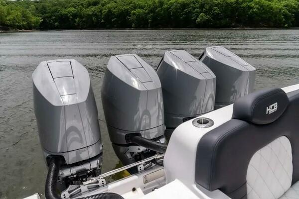 42ft HCB Yacht For Sale