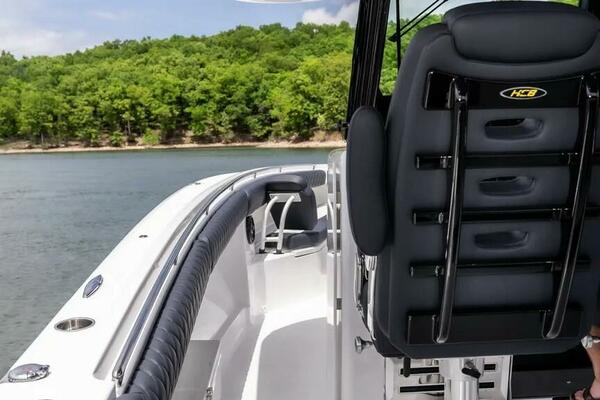 42ft HCB Yacht For Sale