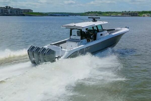 42ft HCB Yacht For Sale