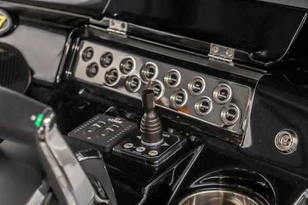 42ft HCB Yacht For Sale